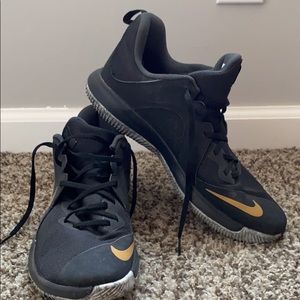 Men’s Nike Tennis Shoes